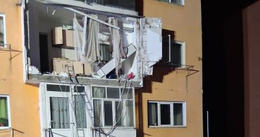 Stire din Eveniment : Explozie devastatoare a unei butelii, urmată de prăbușirea balconului cu tot cu proprietară