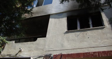 Galerie FOTO. Explozie puternică în centrul Constanței. A aruncat tot blocul în aer pentru că avea datorii - 5