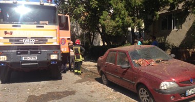 Galerie FOTO. Explozie puternică în centrul Constanței. A aruncat tot blocul în aer pentru că avea datorii - 3
