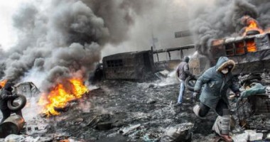Stire din Actualitate : Război în Ucraina. EXPLOZII puternice la Donețk, azi