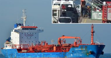 Stire din Eveniment : Explozie pe o navă. Cinci persoane otrăvite cu gaze toxice