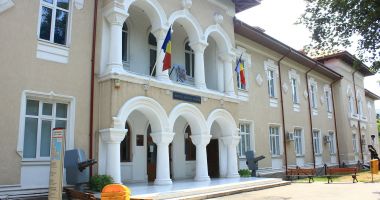 Vernisaj la Muzeul Marinei. 