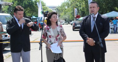 59 de firme la Expoagroutil 2012 -  cea mai mare expoziție din provincie dedicată agricultorilor - 2