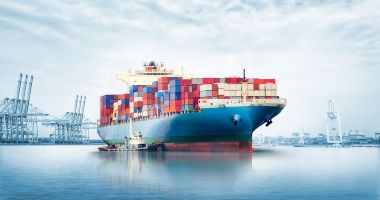 Importurile României cresc mai repede decât exporturile