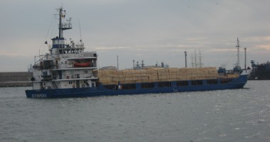 Stire din Economie : Exporturile au crescut cu 9,1% în 2013