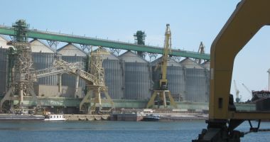 Stire din Economie : Exporturile României și barierele din calea lor, sub lupa Consiliului Concurenței