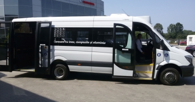 Expoziție de microbuze Mercedes-Benz, la Autoklass Constanța - 4