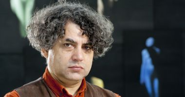 Stire din Cultură-Educație : Expoziția "Timpan pentru lumină" a ajuns la Constanța