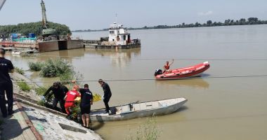 FOTO. TRAGEDIE. A fost găsit și cadavrul celei de a doua surori, dispărute în Dunăre! - 3