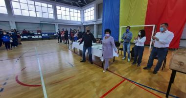 Sportivii comunei Cumpăna, premiați de către primarul Mariana Gâju - 9