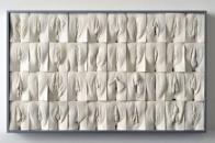 Un sculptor britanic a creat "Marele Zid al vaginelor" VIDEO