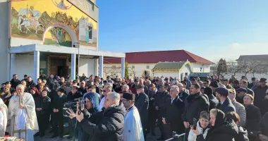 Monument comemorativ ridicat în memoria aromânilor veniți în urmă cu 100 de ani în România - 3