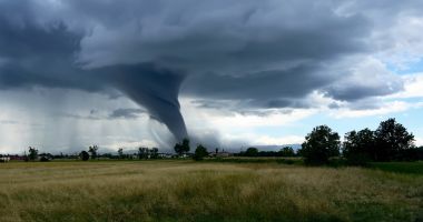 Stire din Actualitate : Atenţionare de călătorie pentru cetățenii români care vor să meargă în California