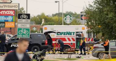 Galerie foto. Accident șocant! O tânără a intrat cu mașina într-o mulțime: 3 morți și 22 de răniți - 4