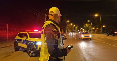 Stire din Eveniment : A plouat cu amenzi, în minivacanța de Rusalii. 1335 de persoane au fost sancționate