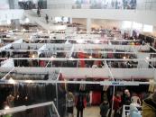 Stire din Economie : Expozanții de la Tinimtex au redus prețurile chiar și cu 50%