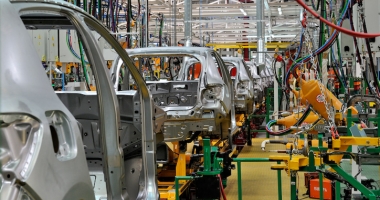 Stire din Economie : Renault va investi peste 900 milioane de euro în Maroc și va crea 50.000 de locuri de muncă