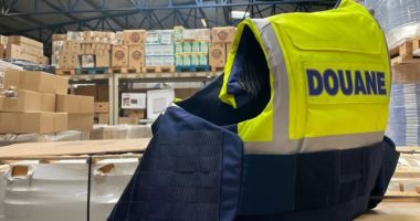 Stire din Eveniment : Români găsiţi muncind în cea mai mare fabrică ilegală de țigări descoperită până acum în Belgia