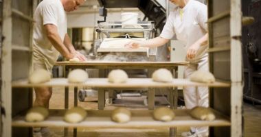 Stire din Economie : Operatorii economici din sectorul produselor alimentare amendaţi cu 715.200 de lei