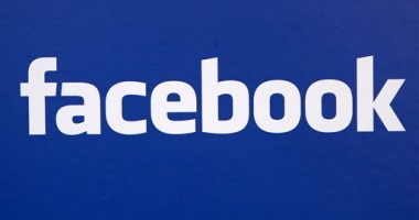Facebook se pregătește de introducerea la Bursă în luna mai