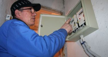 Stire din Social : Atenţie! Se distribuie facturile fiscale către asociaţiile de proprietari