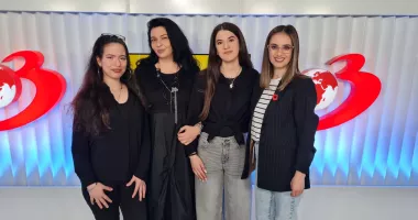 Stire din Actualitate : "7 ani de acasă" - Eleve de elită, pe podium, la Olimpiada Națională de Limbi Romanice