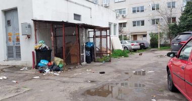 Locuitorii cartierului Faleză Nord se declară asediați de casele de pariuri - 5