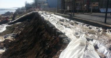 Faleza de la Eforie Nord, în pericol. Vilele și hotelurile o iau la vale - 4