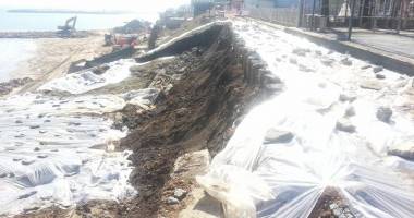 Faleza de la Eforie Nord, în pericol. Vilele și hotelurile o iau la vale - 2