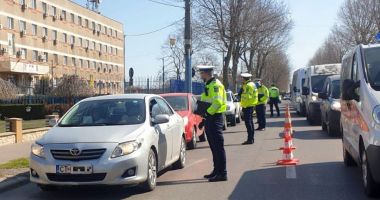 Stire din Eveniment : Constănțeni anchetați pentru fals în declarații