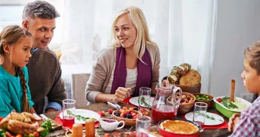 Stire din Actualitate : Risipă alimentară după sărbători. Ce puteți face cu mâncarea care rămâne după mesele festive