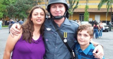 Stire din Diverse : Și-a ucis familia pentru că voia să devină criminal plătit
