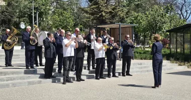 Fanfara „Muzica Apelor” deschide sezonul concertelor în aer liber. Programul complet al reprezentațiilor din această vară