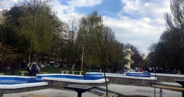 Spectacol cu lumini și apă la fântânile arteziene din Constanța - 2