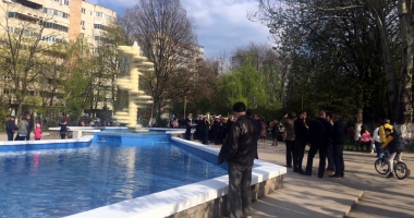 Spectacol cu lumini și apă la fântânile arteziene din Constanța - 3
