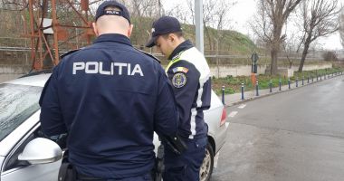 Stire din Eveniment : Șofer prins pe străzile din Constanța fără permis de conducere. A refuzat testarea cu aparatul etilotest