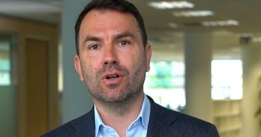 Stire din Cultură-Educație : Cătălin Drulă, președintele USR: ”Ciucă şi Ciolacu au lăsat profesorii baltă până în ultimul moment”