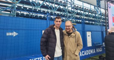 Autorul îndrăgit de copii, Alec Blenche, lansează cartea "Jurnalul unui fotbalis de buzunar" - 4