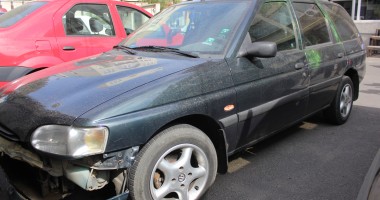 Mii de pachete de țigări, confiscate de la un bișnițar fără permis - 4