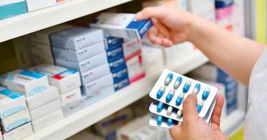 Tâlhărie într-o farmacie. Tâlharul a cerut medicamente și bani