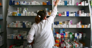 Stire din Eveniment : Reținuți pentru decontarea mai multor rețete de prescripție medicală, fictive și falsificate