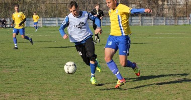 Stire din Sport : FC Farul a câștigat (3-0) amicalul cu Eolica Baia
