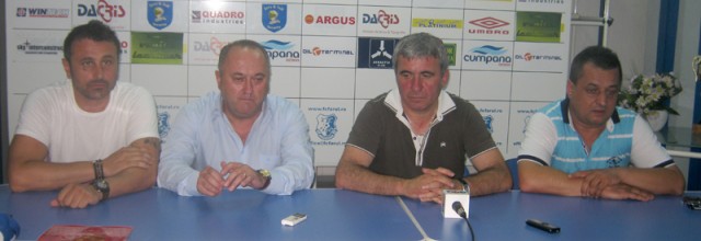 Stire din Sport : FC Farul și FC Viitorul au îngropat "securea războiului"
