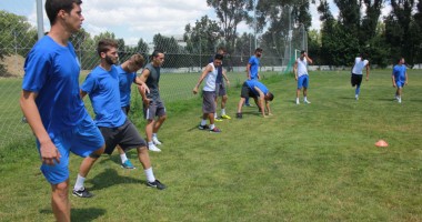 Stire din Sport : Săgeata și Farul, meci amical astăzi
