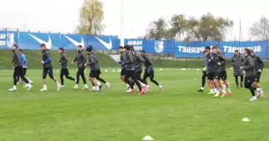 Stire din Sport : Farul Constanța vrea să dreseze „câinii roșii”. Duel capital cu Dinamo la Ovidiu