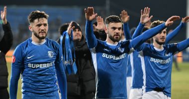 Stire din Sport : Farul Constanţa, victorie crucială cu Petrolul în Superliga României
