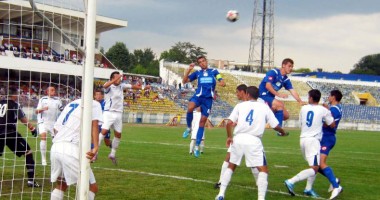 Stire din Sport : FC Farul s-a întors cu un punct de la Bacău