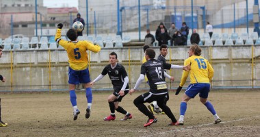 Fotbal / FC Farul - Callatis Mangalia 2-0, în meci amical (GALERIE FOTO) - 4