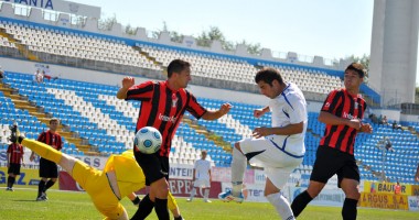 FC Farul a spart gheața, Ivanovici - gol a la Robben - 4