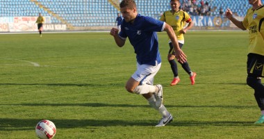 Stire din Sport : Galerie Foto. FC Farul, încă o remiză în campionatul Ligii a II-a, cu CF Brăila